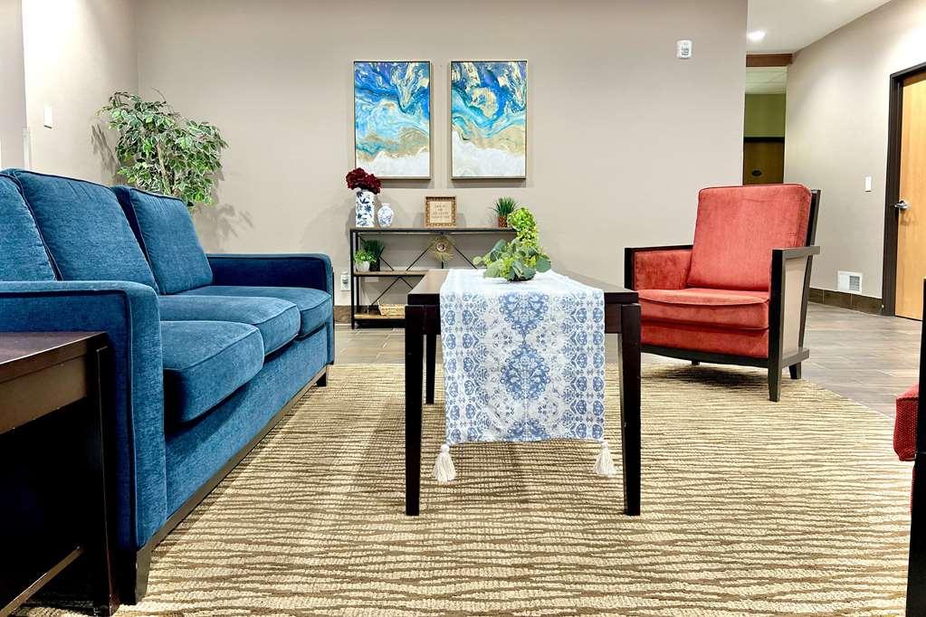 Quality Inn & Suites By Choice Hotels Wisconsin Dells Interior photo